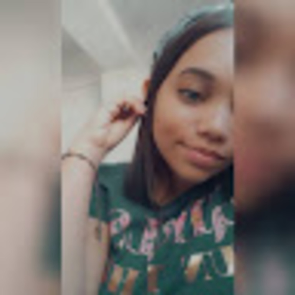 Meet your Posher, Lorenny